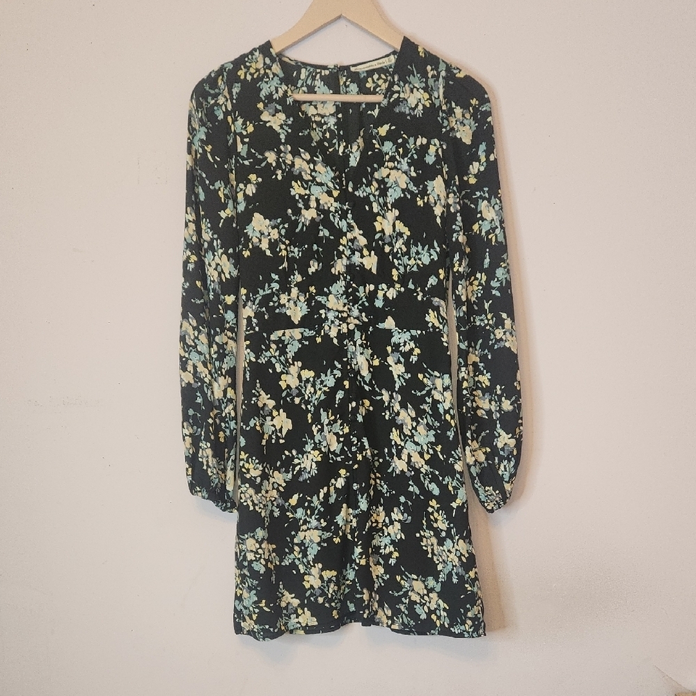 ABERCROMBIE & FITCH Long Sleeves Mini Dress with  a Floral Pattern, size ST
